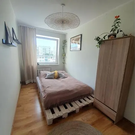 Baltic- 2 Bedrooms 10min Beach +parking Апартаменты *