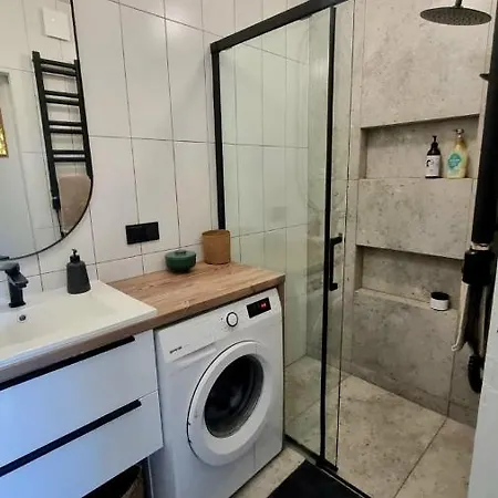 Baltic- 2 Bedrooms 10min Beach +parking Апартаменты